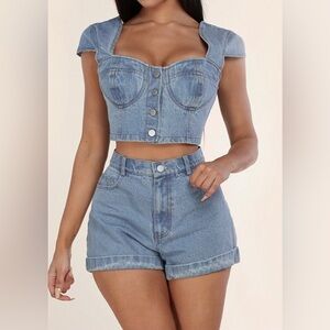 Just Right Short Set